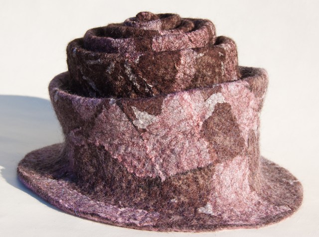 brown nuno hat