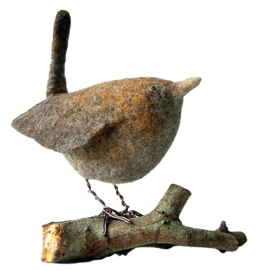 This felted Wren was created in Piiku wool.